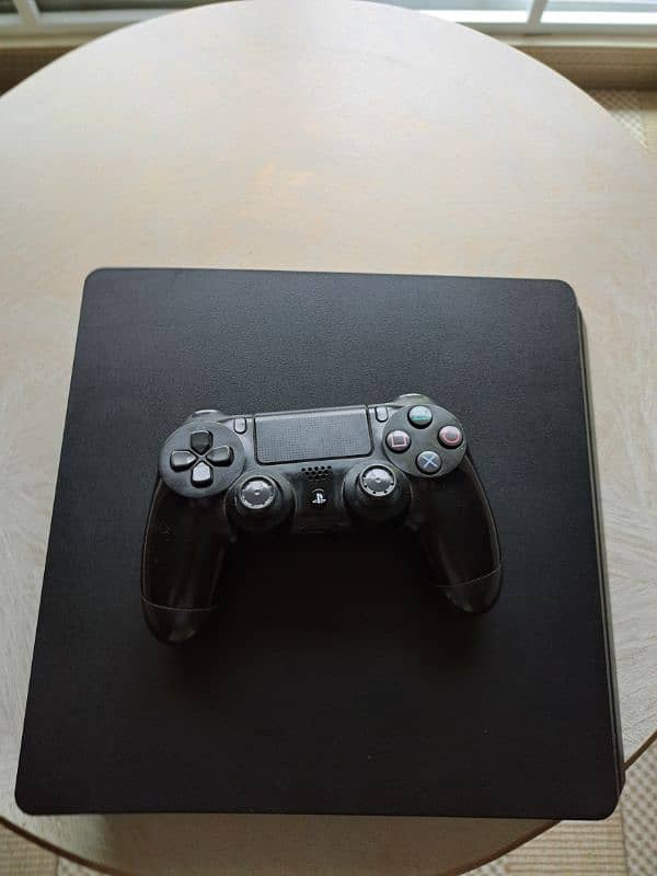 Ps4 slim 500gb with 3 games 1