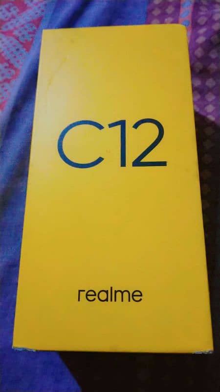 Realme C12 7