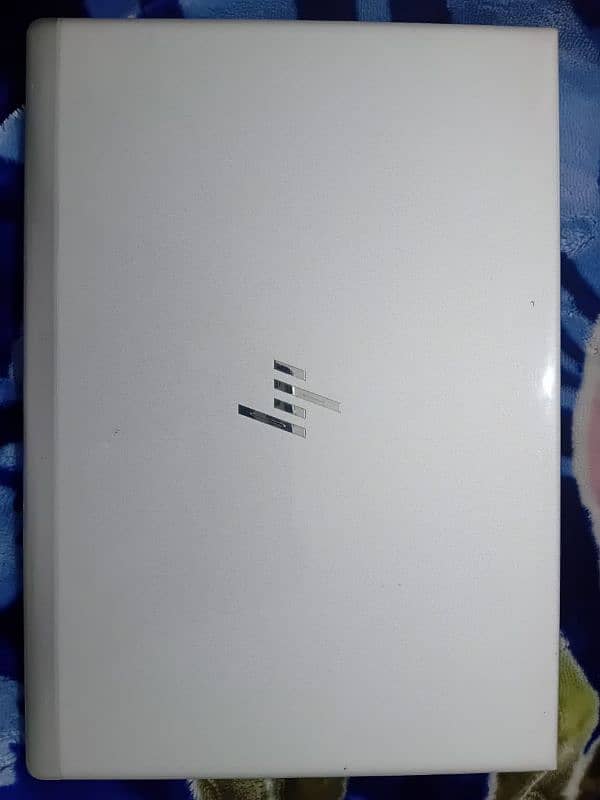 Hp Elite book  CORE i5. 0