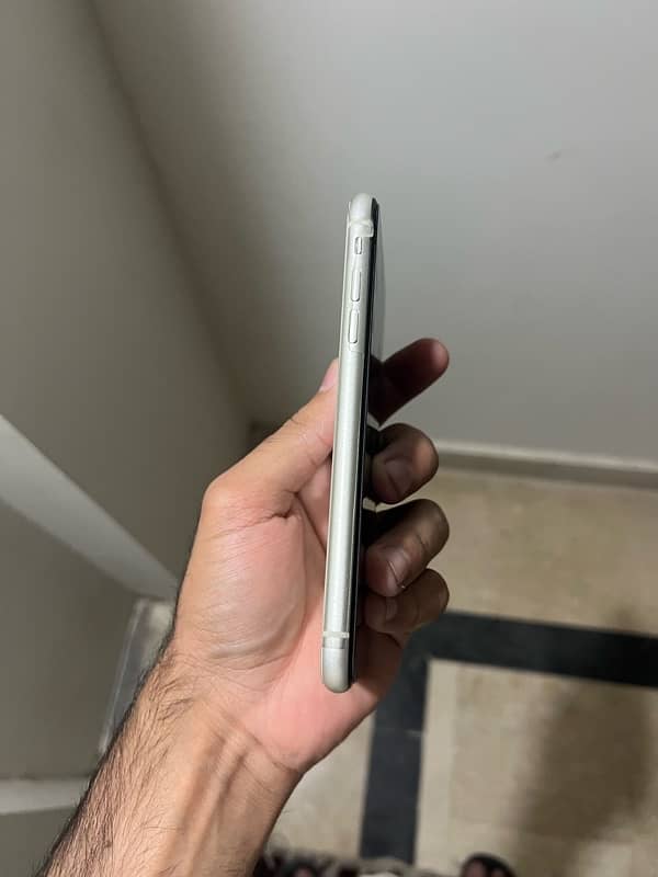 iPhone 11 64GB Physical Dual Pta Approved 6