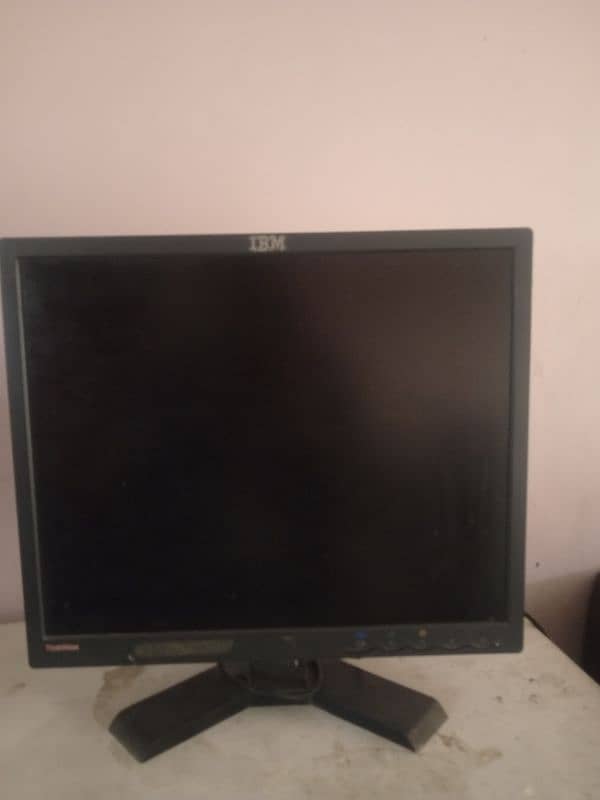 CPU And Monitor In 9/10 condition Urgent sale 2