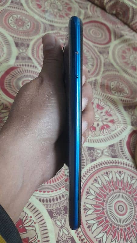 infinix ho 11 play in gud condition 5