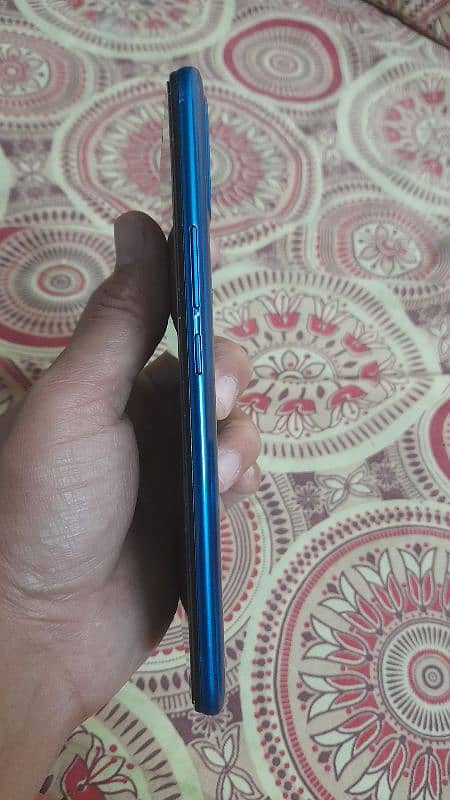 infinix ho 11 play in gud condition 7