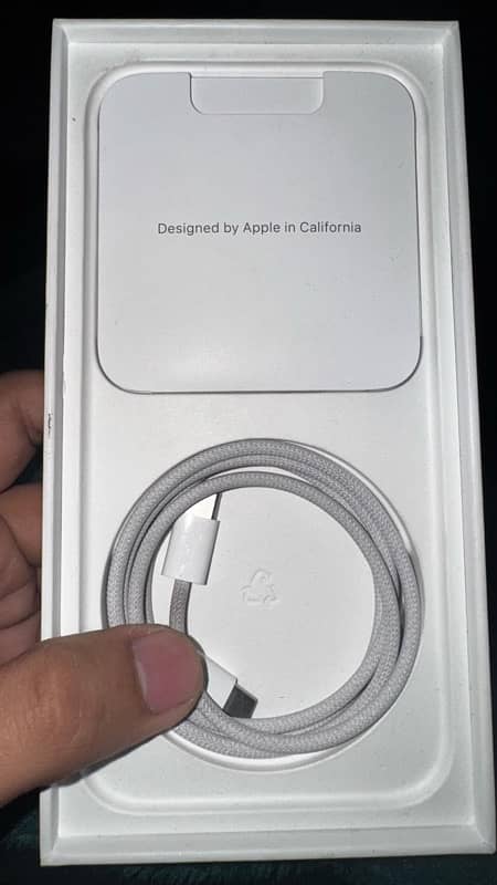 IPHONE 15 PRO MAX NATURAL TITANIUM JV 512GB LLA , WITH BOX CABLE 18