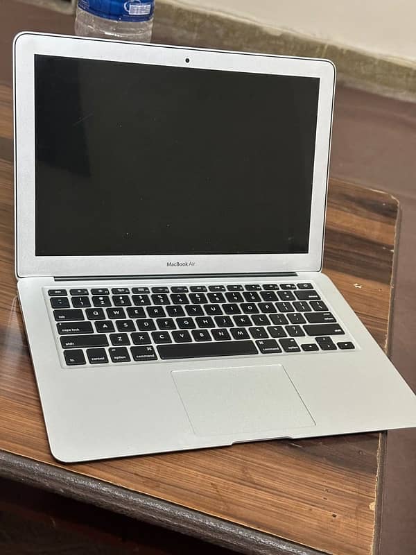 Experience the Power of Mac! MacBook Air at unbeatable price! 2