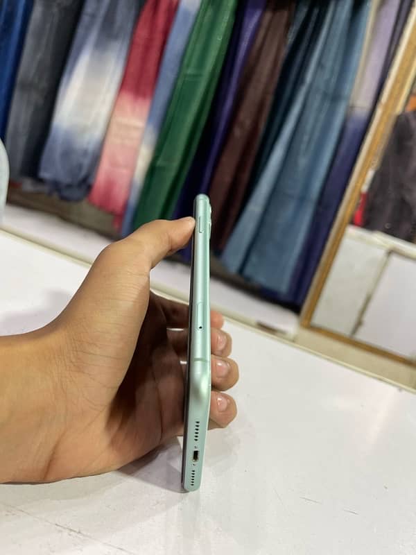 iphone 11 jv non pta 10by10 wattsap context 03114281908 2