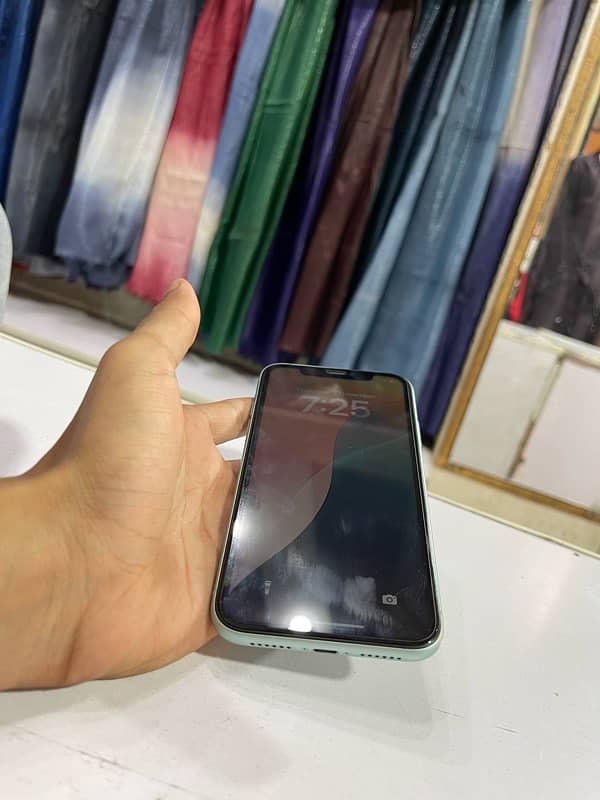 iphone 11 jv non pta 10by10 wattsap context 03114281908 3