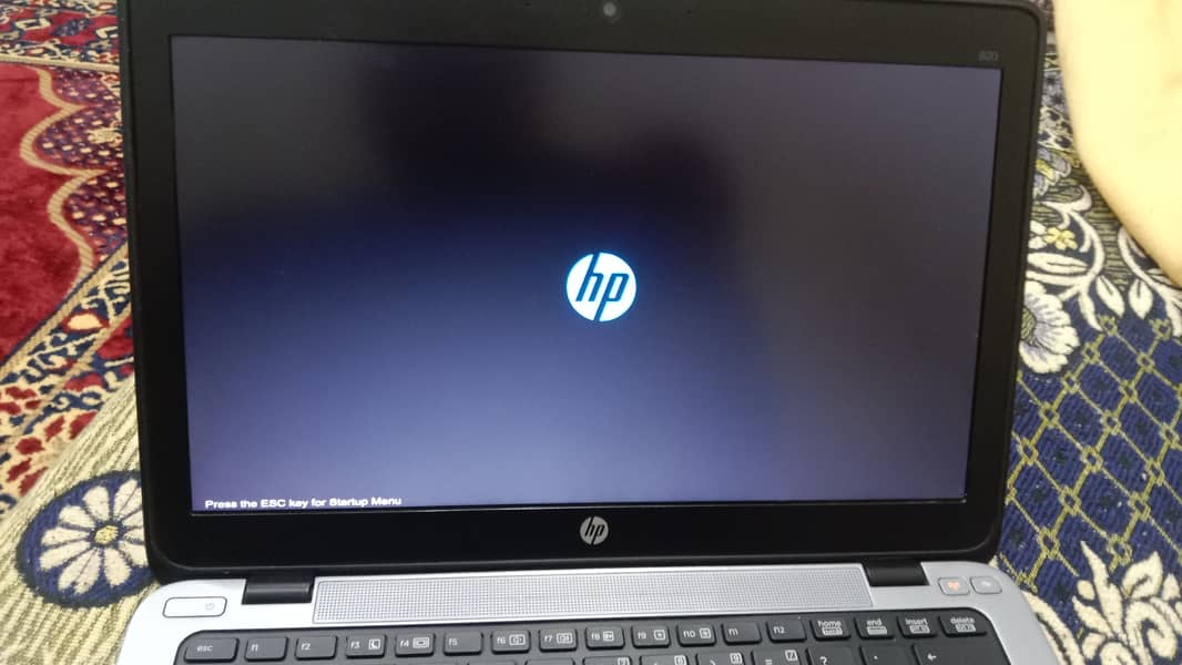 Hp laptop core i5 820 elite book 1