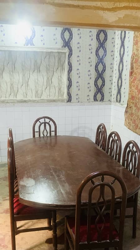 Dining table with 8 chairs 1