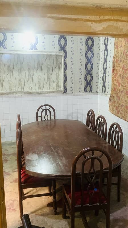 Dining table with 8 chairs 2