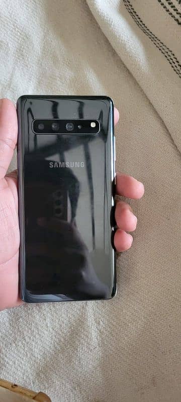 Samsung s10 5g. 8/256 0