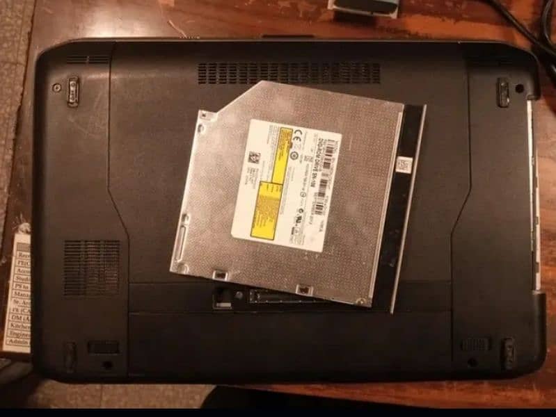 Dell Core i-3 (3rd Generation) Laptop Rs 25000 for sale 2