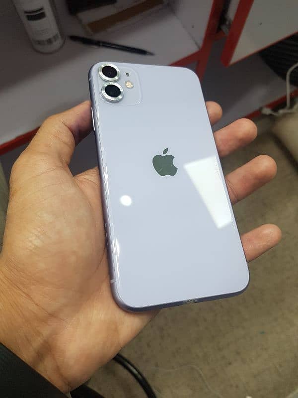 iPhone 11 factory unlock (64GB) 0