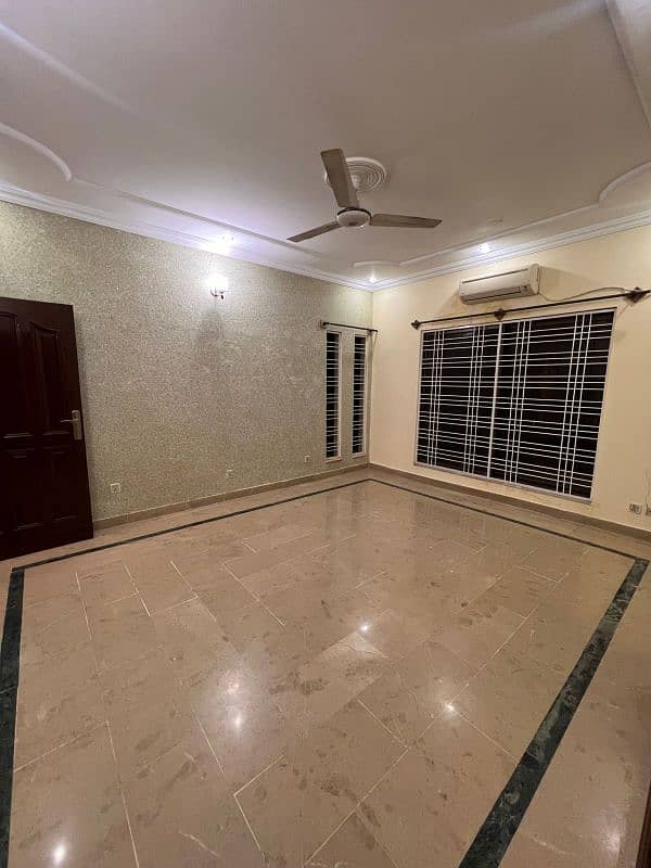 Chaklala scheme 3 1 kanal Upper portion available for rent 2