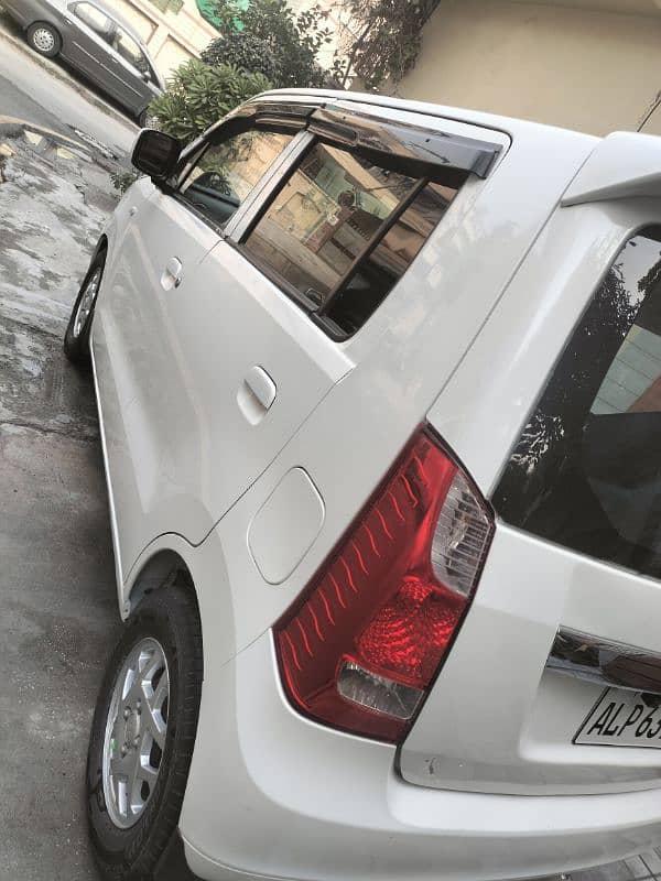 Suzuki Wagon R 2021 17