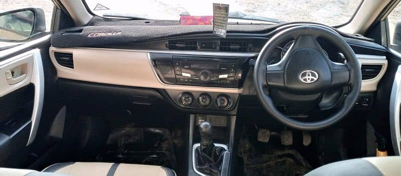 Toyota Corolla GLI 2016 with new key 9