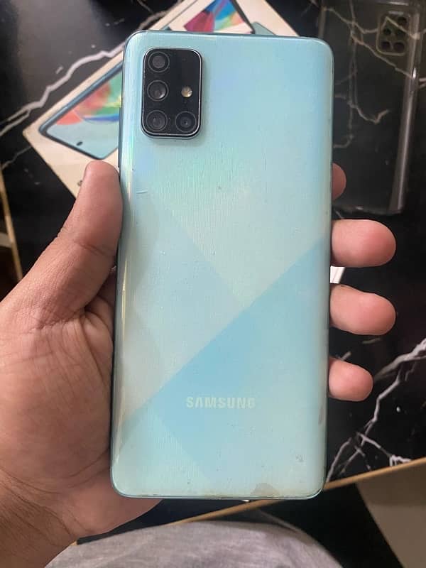 Samsung A71 8/128gb with box 2