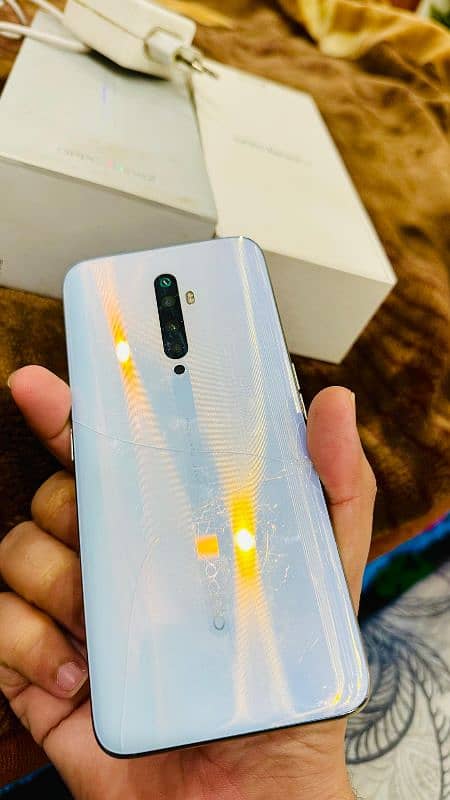 Oppo Reno 2F 8/128 1