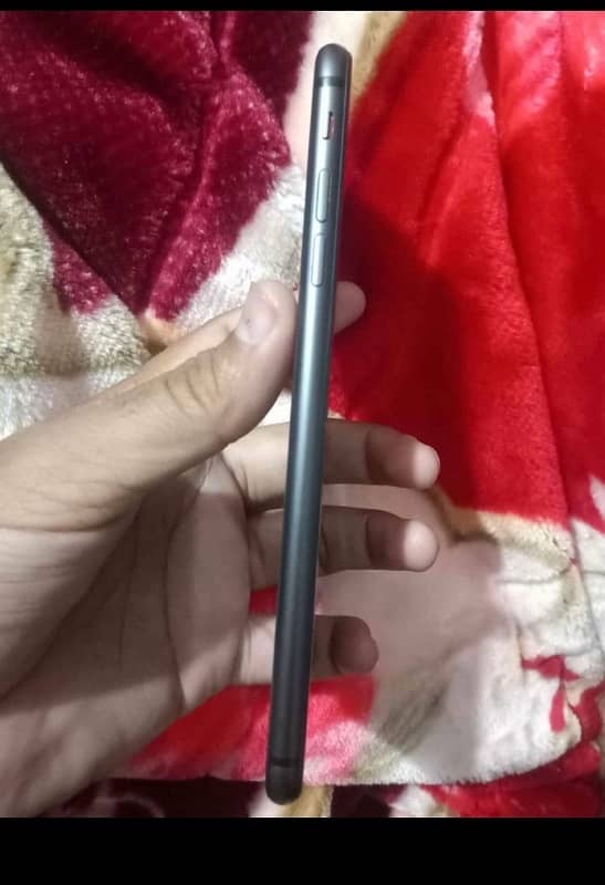 iPhone 8plus non PTA but sim working still one year 256gb 5