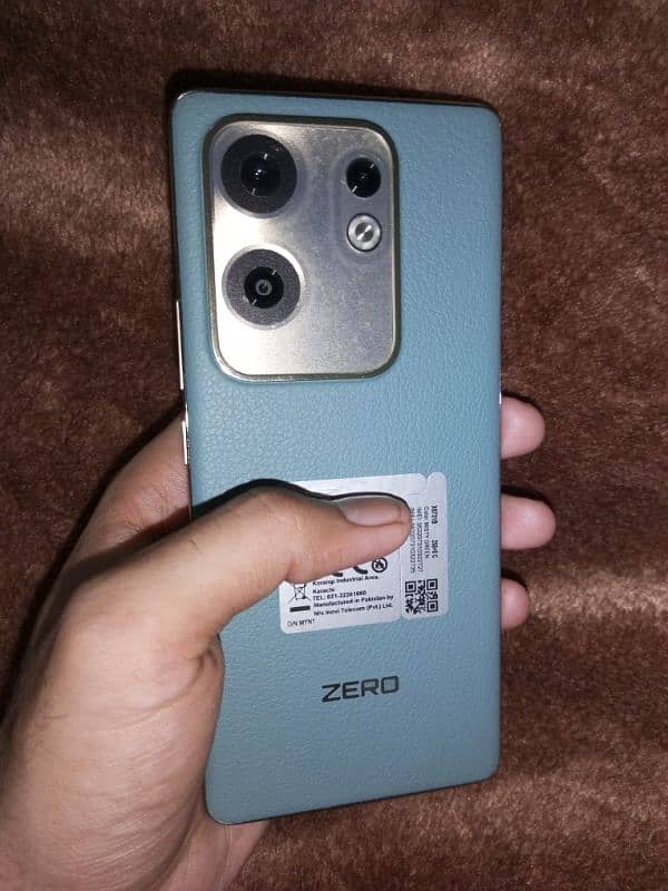 Infinix Zero 30 (8+8gb/256gb) Green 1