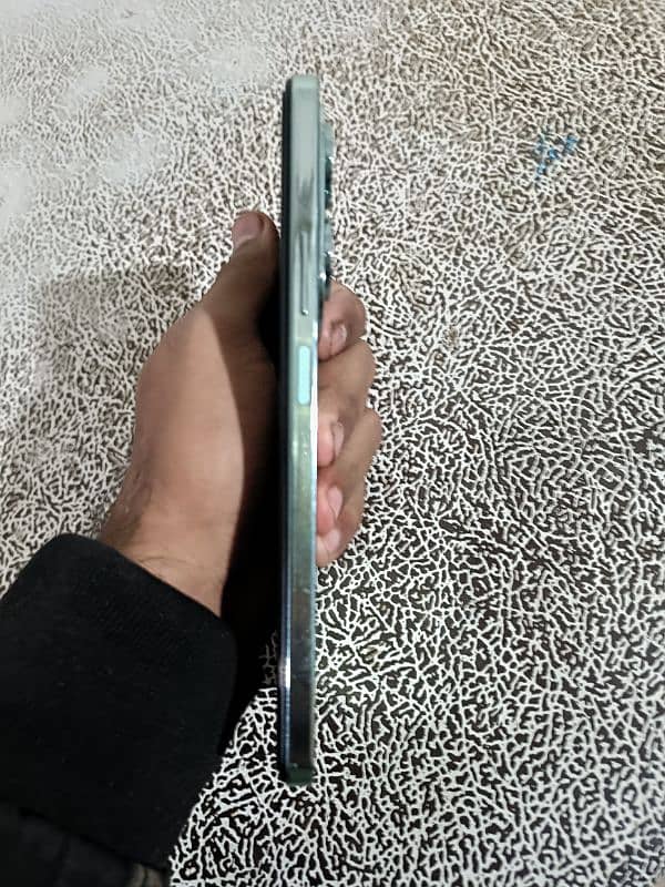 infinix hot 40 pro 2