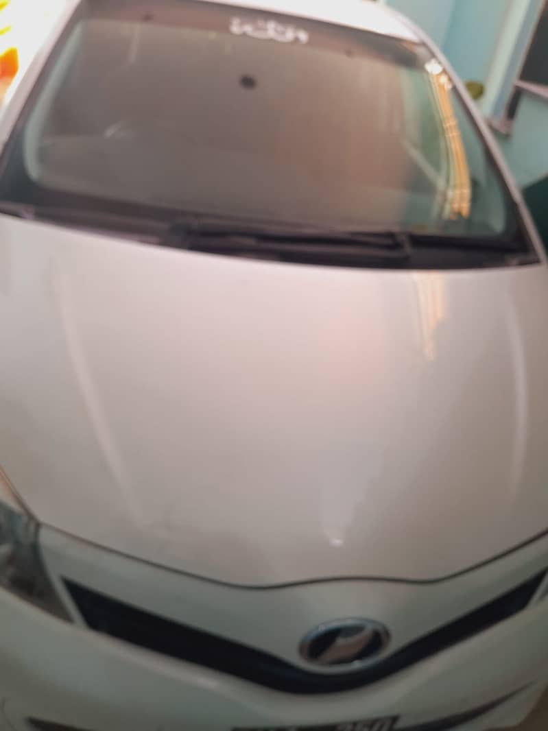 Toyota Vitz 2013 /2016 3