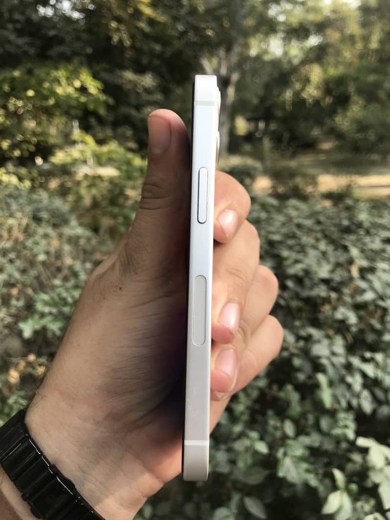 IPhone 12 Mini (64GB) 5