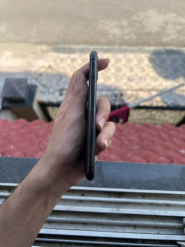 iphone 11pro 256gb 4