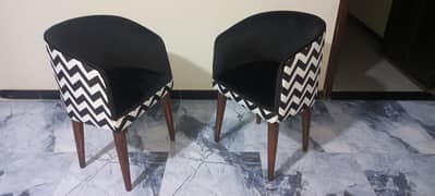 Dining Chairs Set Available for Sale