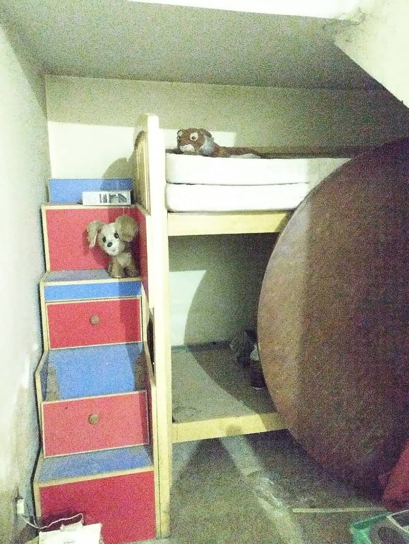 Bunk bed 0