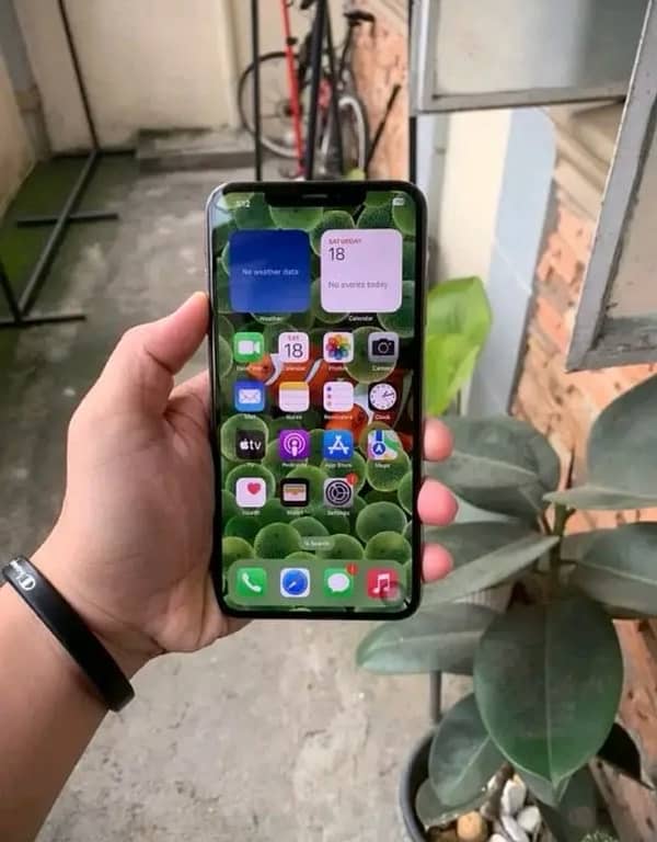 iphone xsmax 64gb dull sim pta approved 1