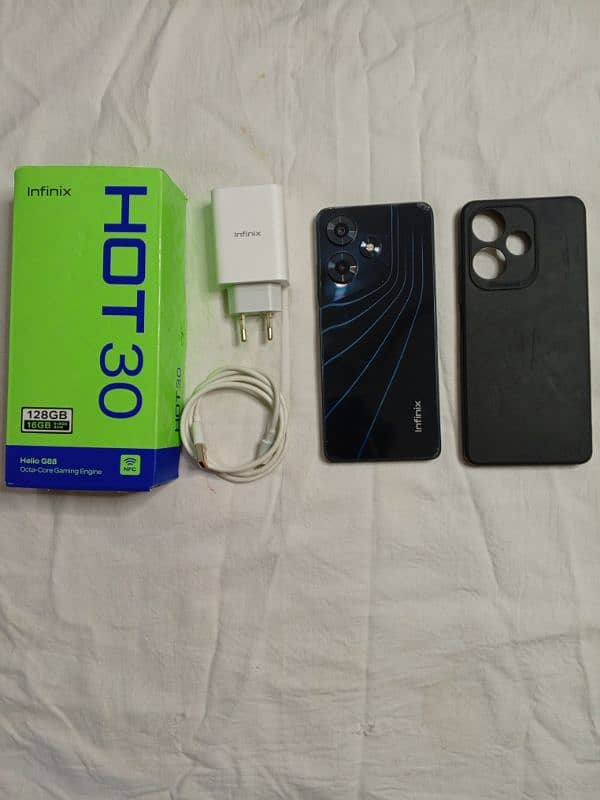 INFINIX HOT 30 FOR SALE. . 6