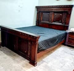 chinoti bed with side tables