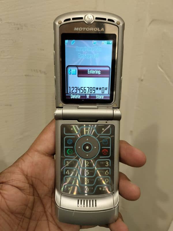 Motorola v3 2