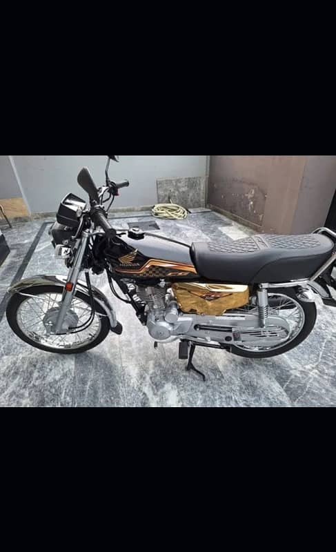 Honda CG125 Special Edition Gold 24/24 number laga howa ha 0