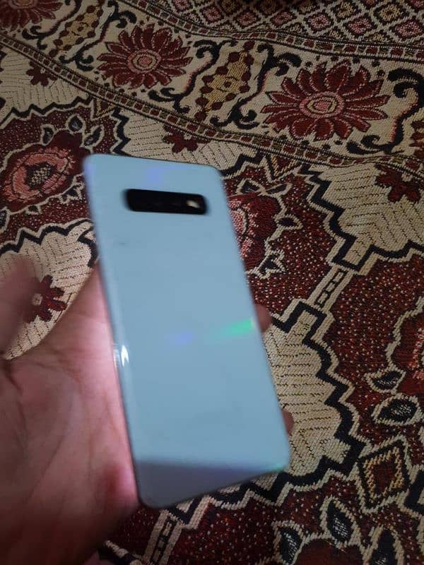 Samsung galaxy s10 plus 5