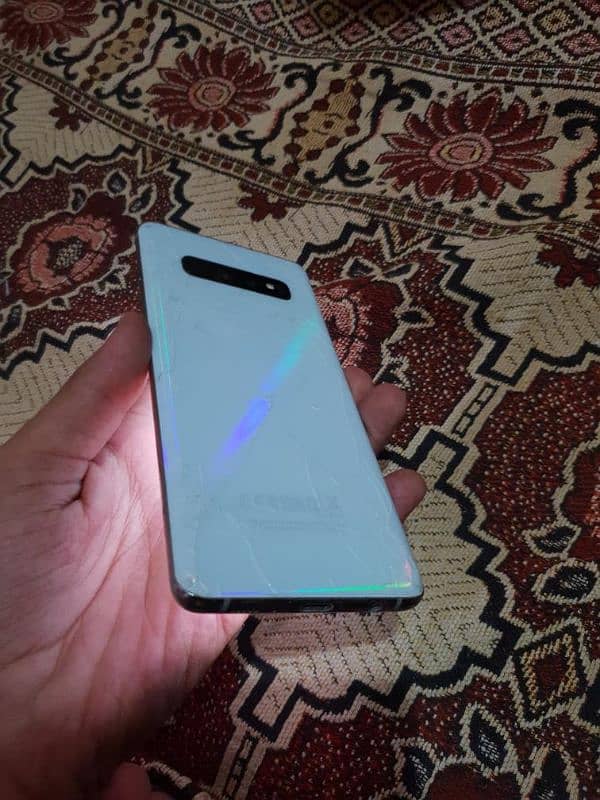 Samsung galaxy s10 plus 6