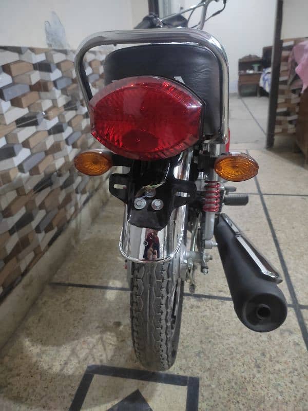 Honda 125 Model 13-25 6