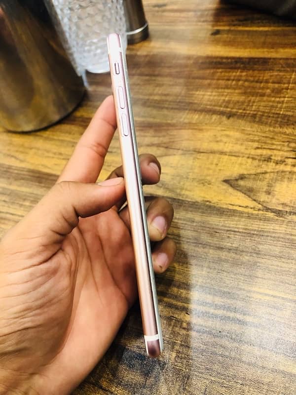 iphone 7 plus 128gb pta approved 4