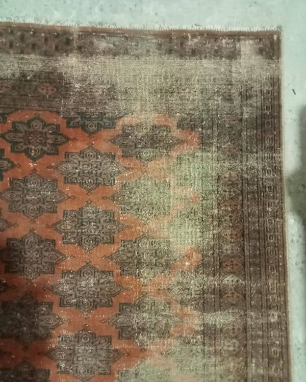 antique carpet 1