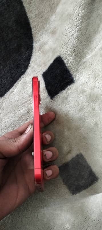 iphone 12  128GB  Factory unlocked Red 3