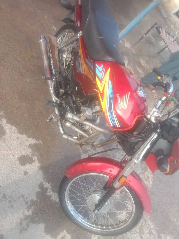 Honda CD70 Dream 2019 model 4