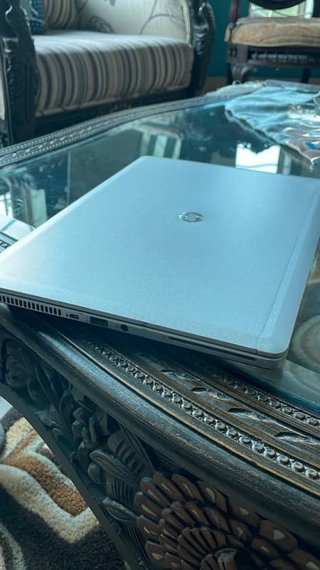 Hp Elitebook i5 8gb Ram 10/10 2