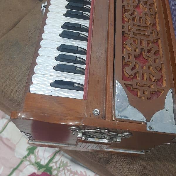 2 reed paris kesriel harmonium 0