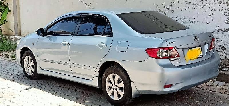 Toyota Corolla Altis 2013 0