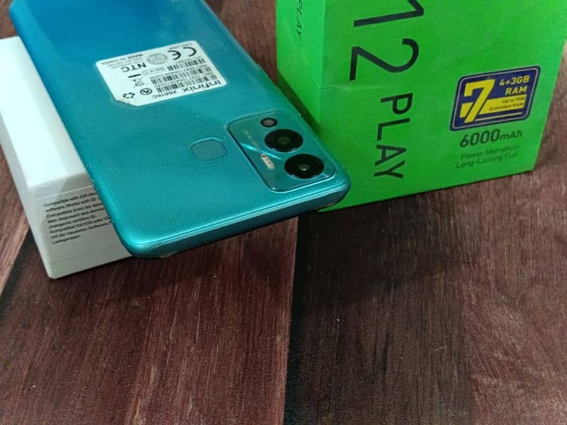 Infinix Hot 12 play.        Mint Condition.     (0332-0037723) 2