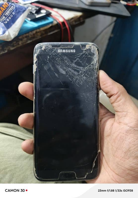 samsung s7edge all ok panel damage hai  board pta aprove hai 0