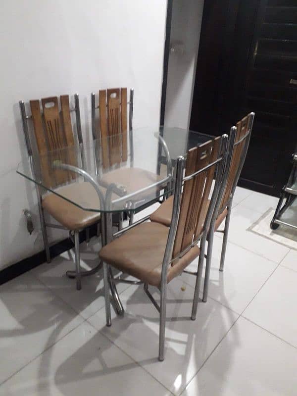 dining table / 4 seater dining table 0