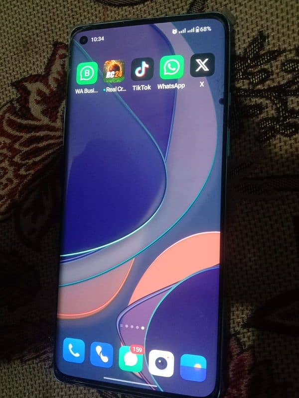 OnePlus 8  12/256gb lush condition minor sa dot h bs all OK 2 sim work 3