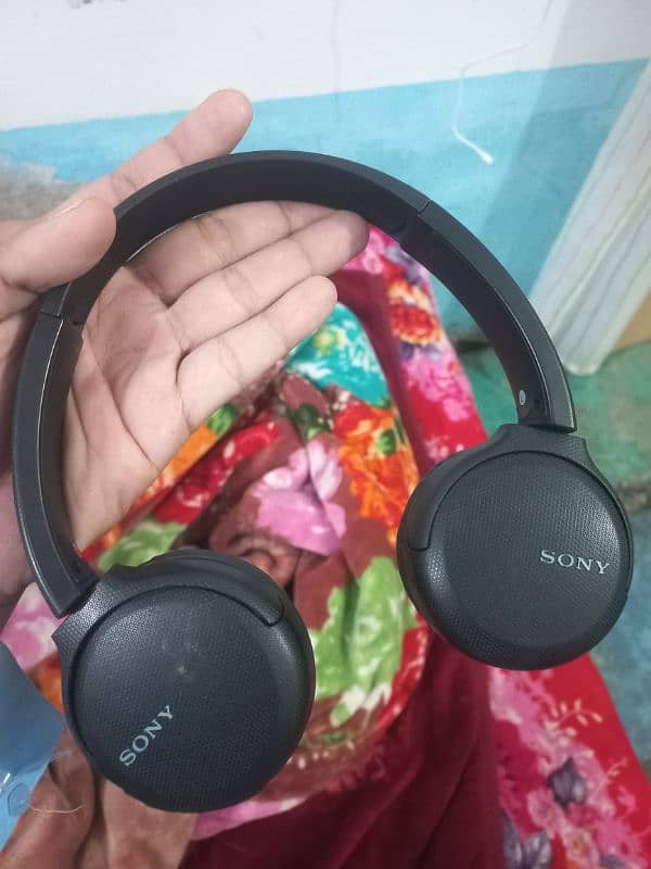 Sony headphones  original 3